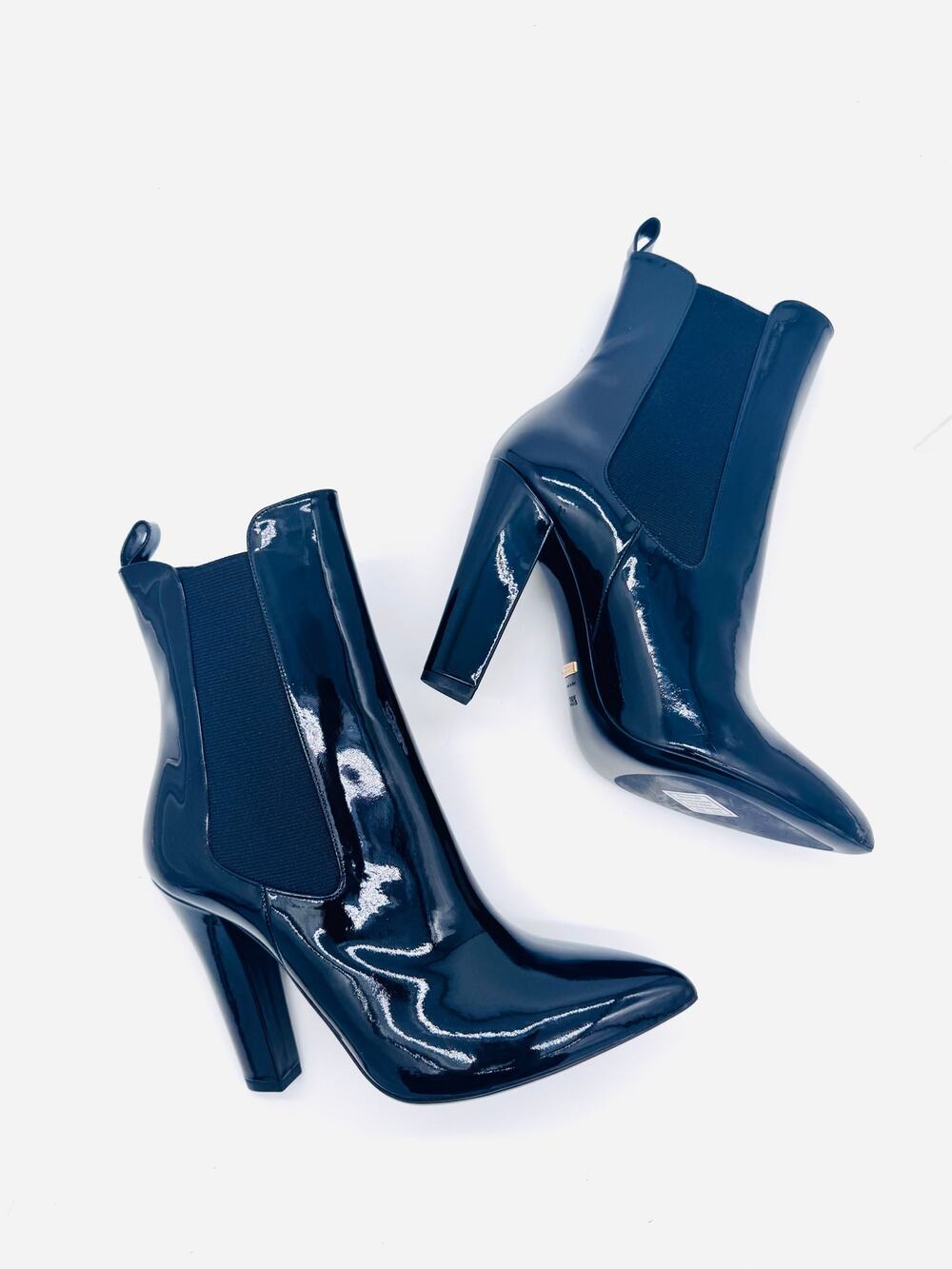 Gucci Black Patent Leather Chelsea Boots Pointed Toe Block Heel EU 39.5